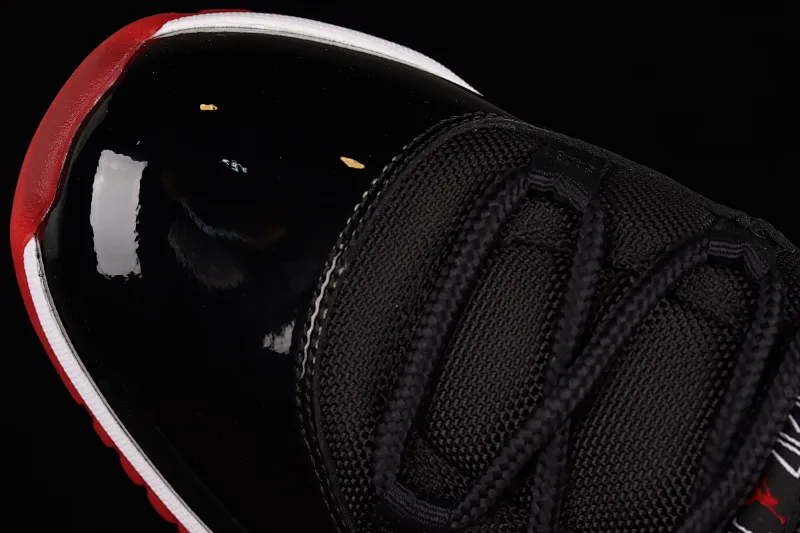 All categories Air Jordan Jordan series basketball shoes Air Jordan 11 F version Air Jordan 11 Low Bred AJ11 Joe 11 patent leather black and red genuine carbon low-top basketball shoes 528895-012